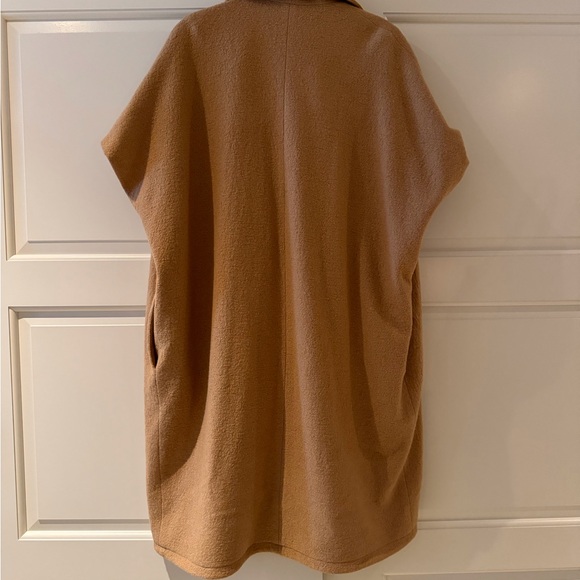 Periphery Rumours Coat (Cape coat) - Picture 4 of 5